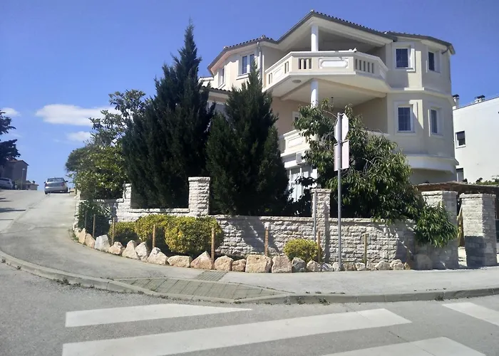 Aparthotel Gregovica 3*