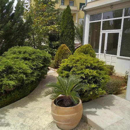 Lägenhetshotell Gregovica 3*