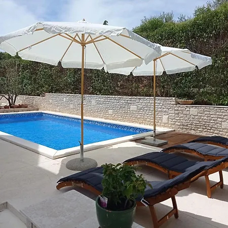 Apartmanhotel Gregovica *