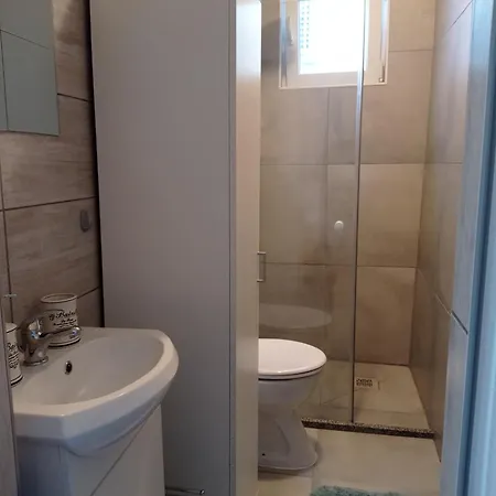 Aparthotel Gregovica *