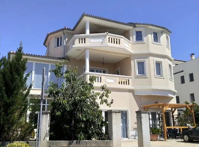 Aparthotel Gregovica