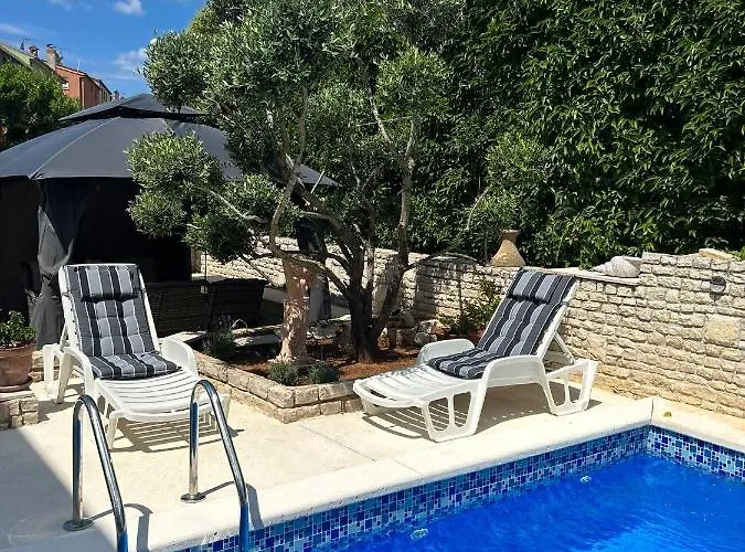 Aparthotel Gregovica 3*